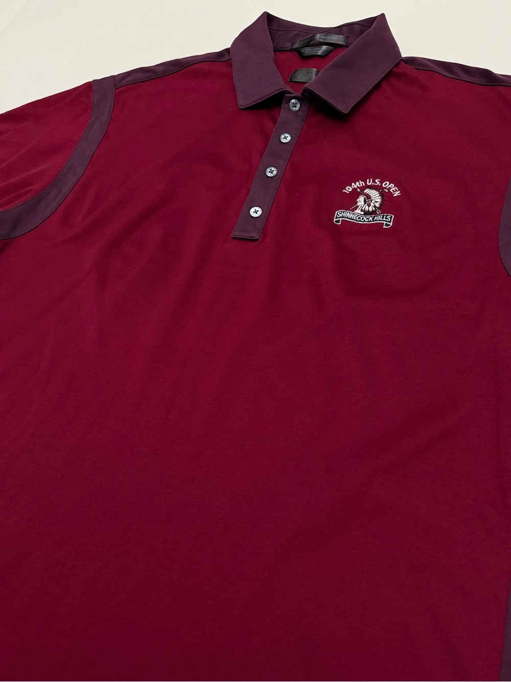 Men's Tiger Woods - 104th U.S. Open Shinnecock Hills - Burgundy Vintage 2004